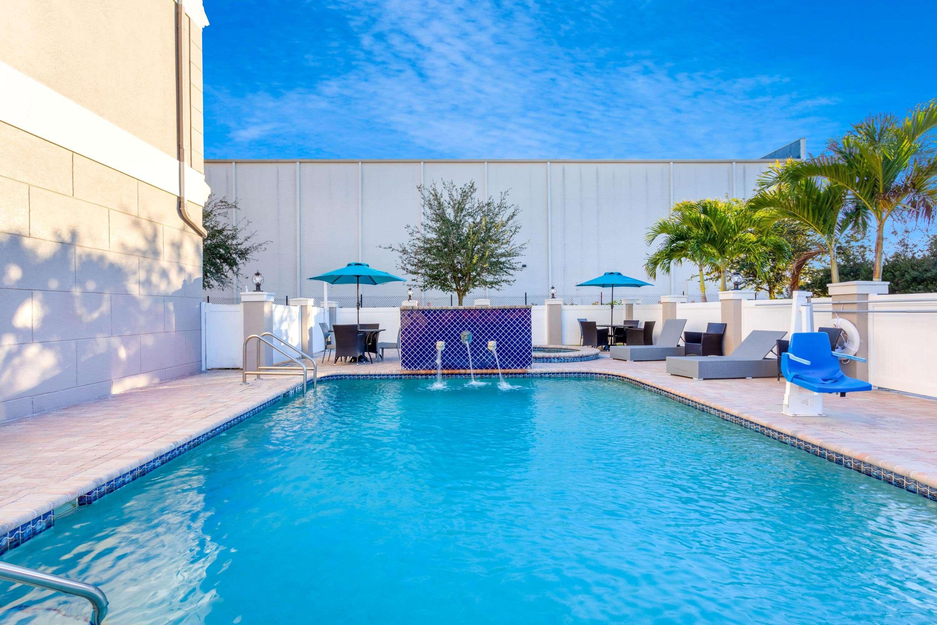 La Quinta By Wyndham Tampa Central Exterior foto