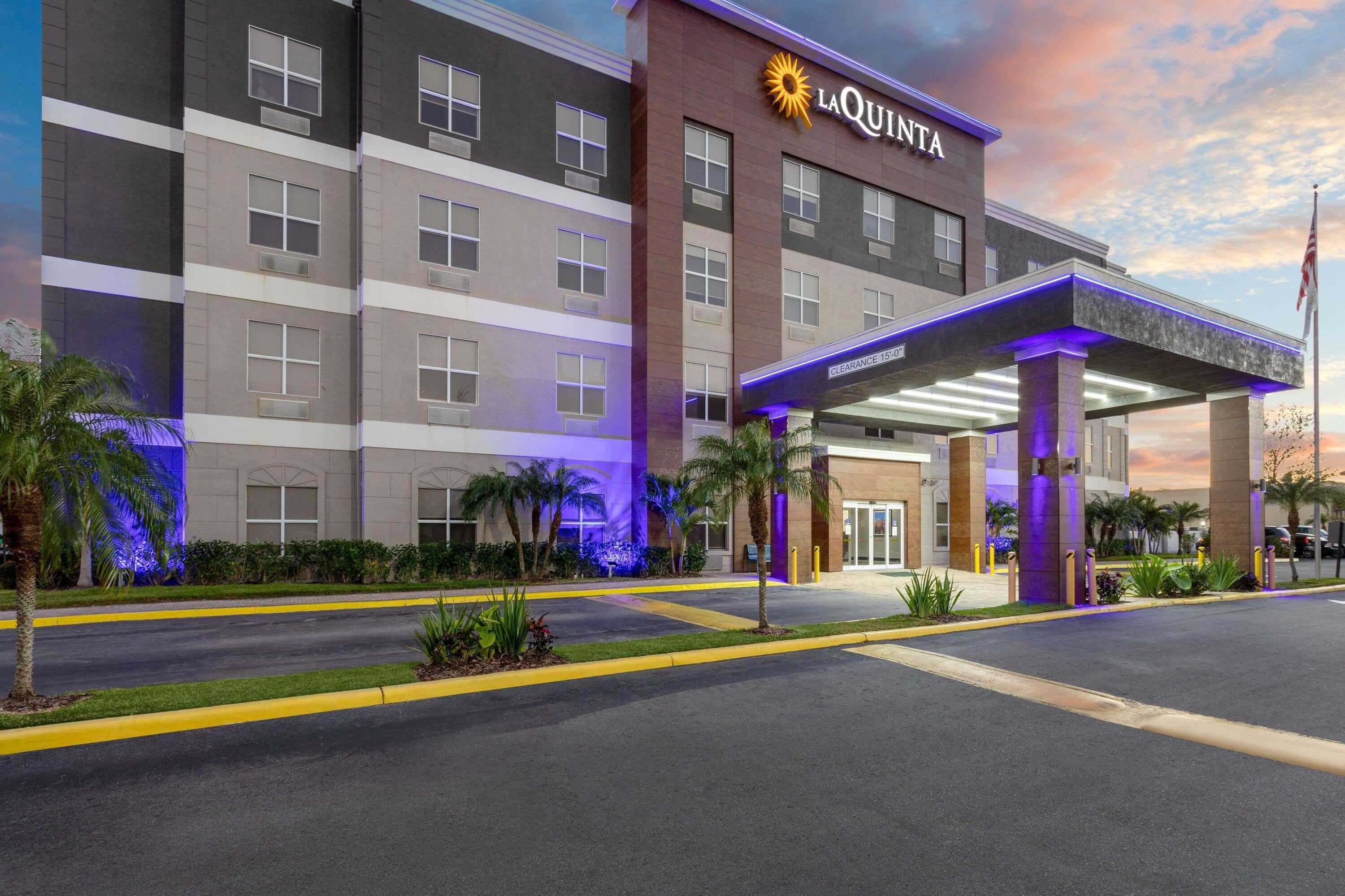 La Quinta By Wyndham Tampa Central Exterior foto